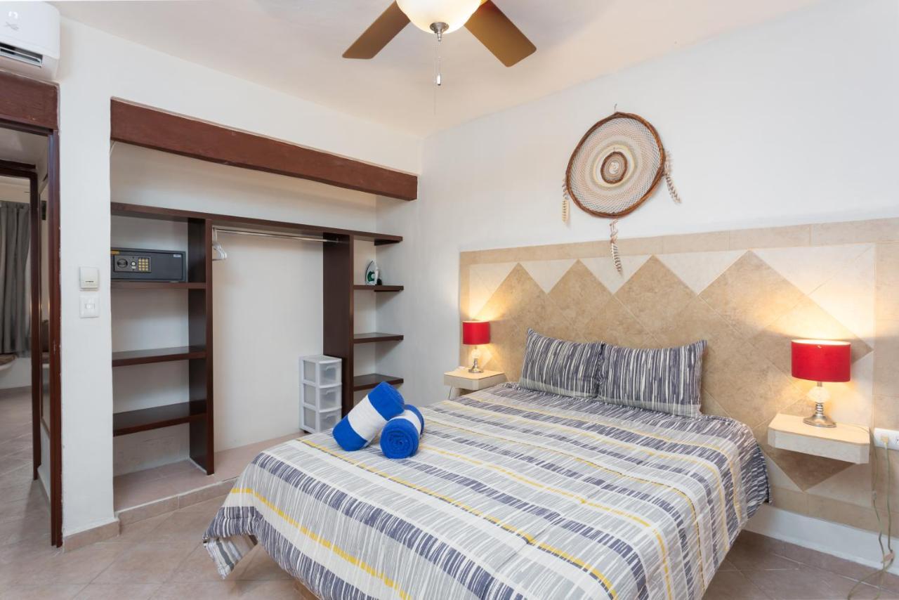 Great Locationhigh Speed Internetbeach Club Playa del Carmen